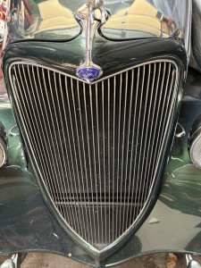 Ford Grill