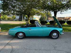 1968-Datsun-2000