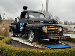 Vintage-Ford-Truck
