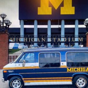 Mich-Tailgate-Van