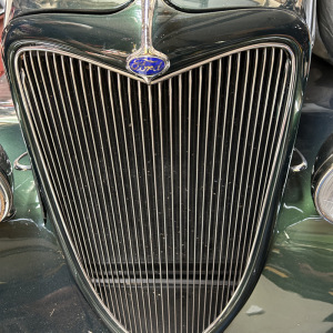 Ford Grill