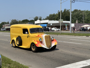 Panel-Truck