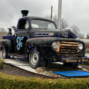 Vintage-Ford-Truck