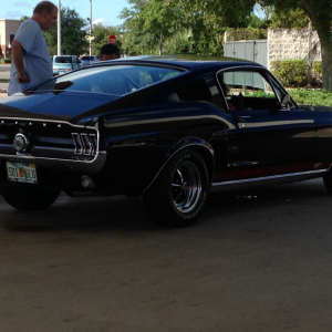 Mustang-at-Gas-Station